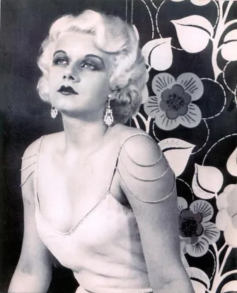 Jean Harlow, 1930, age 18 during the filming of Howard Hughes Hell's Angels