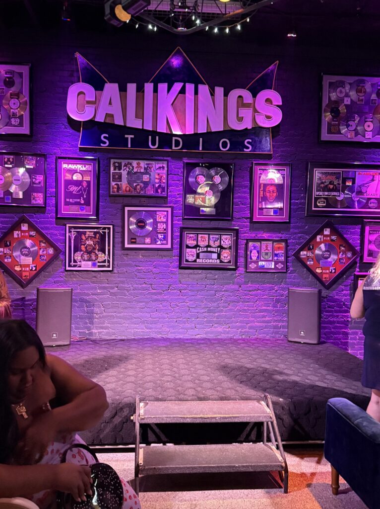 CaliKings Studios in Silver Lake, Los Angeles for the June-Tease all Black Burlesque. Photo by Regina Luz Jordan for Hollywoodland News.