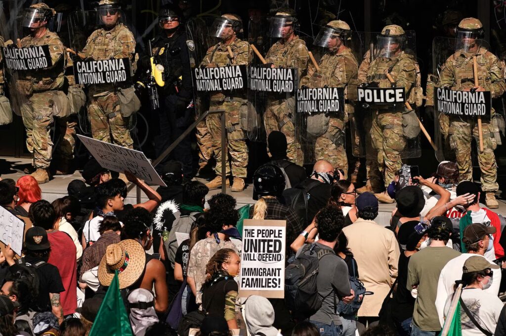 Members of the California National Guard stand guard in front of the Edward R. Roybal Federal Building in Los Angeles Protests 2025, June 9, 2025.
Daniel Cole/Reuters