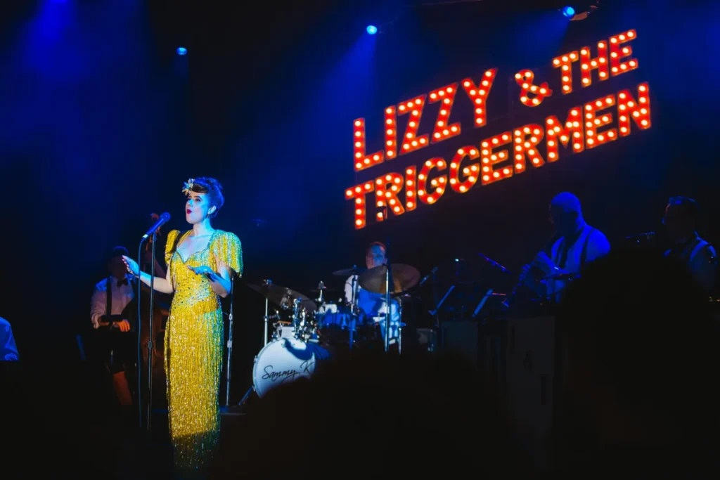 Elizabeth Shapiro of Lizzy and the Triggermen live at the El Rey
